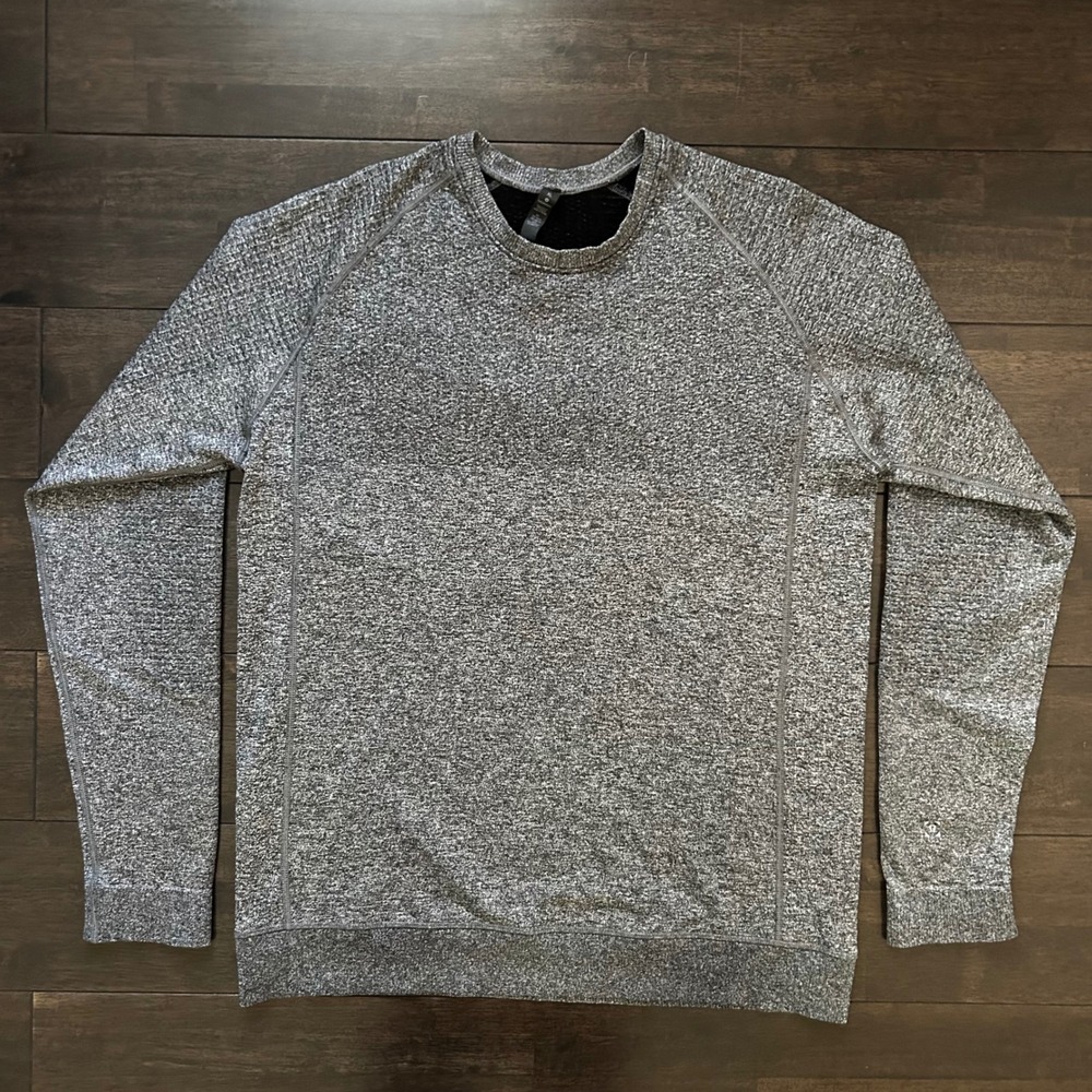 Lululemon Engineered Warmth Long‎ Sleeve Crew Shirt Gray Mens XL
